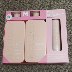 Monday Moisture+ Hyaluronic Acid 2x 30 Oz Shampoo Plus Dry Shampoo Gift Set. New